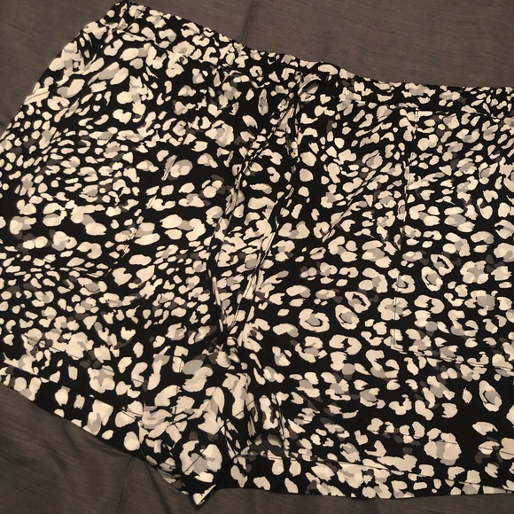 West Loop shorts - Picture 3 of 3